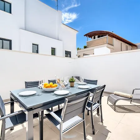 Holiday home 3023 Modern Townhouse In Cancelada